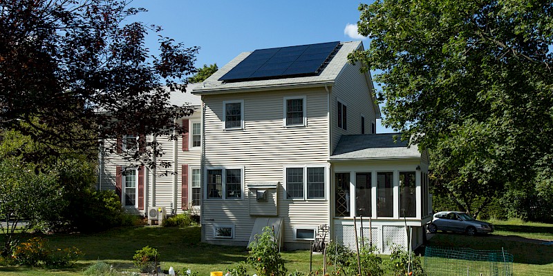 Should you buy or lease your solar panel system?